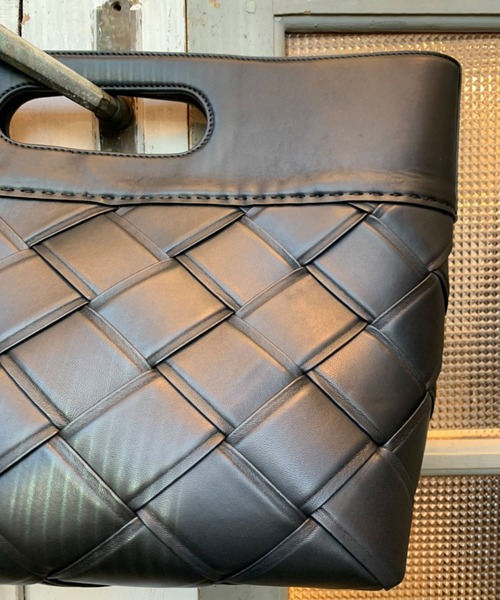 BEARDSLEY（ビアズリー）の「《FALORNI》レザーバッグ（トートバッグ・レディース・ブラック・FREE）」の2枚目の写真