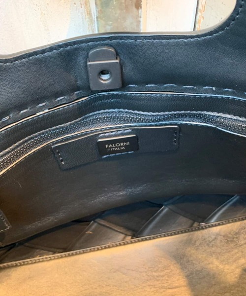 BEARDSLEY（ビアズリー）の「《FALORNI》レザーバッグ（トートバッグ・レディース・ブラック・FREE）」の3枚目の写真