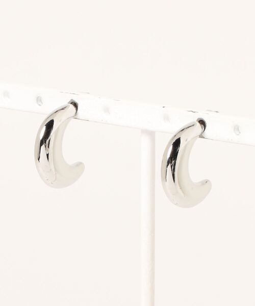 Kastane（カスタネ）の「【fiw.】ハーフムーンピアス（ピアス（両耳用）・レディース・ゴールド/シルバー・FREE）」の5枚目の写真