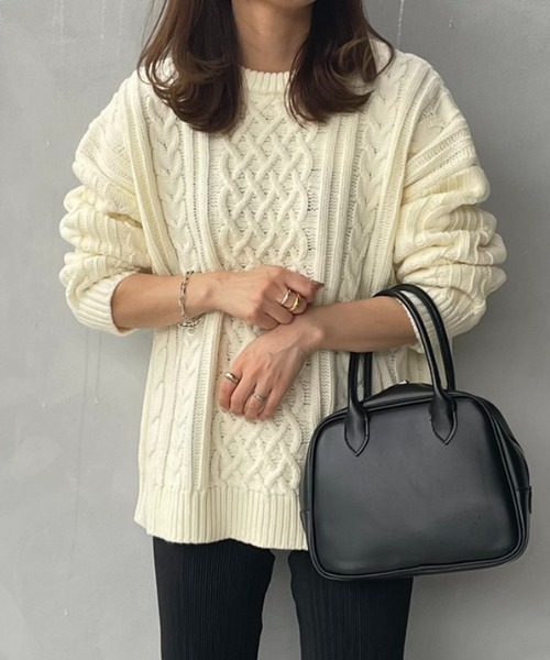 feepur（フェピュール）の「《ウォッシャブル》ケーブルニットビッグプルオーバー（ニット/セーター・レディース・杢グレー/グリーン系その他/ブラック/オフホワイト・MEDIUM）」の2枚目の写真