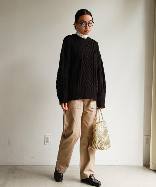 feepur（フェピュール）の「《ウォッシャブル》ケーブルニットビッグプルオーバー（ニット/セーター・レディース・杢グレー/グリーン系その他/ブラック/オフホワイト・MEDIUM）」の18枚目の写真