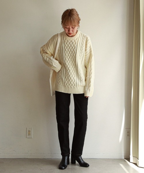feepur（フェピュール）の「《ウォッシャブル》ケーブルニットビッグプルオーバー（ニット/セーター・レディース・杢グレー/グリーン系その他/ブラック/オフホワイト・MEDIUM）」の16枚目の写真