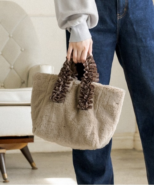 OLIVE des OLIVE(オリーブデオリーブ)の「ファートート(トートバッグ・レディース・ダークベージュ・FREE)」の1枚目の写真