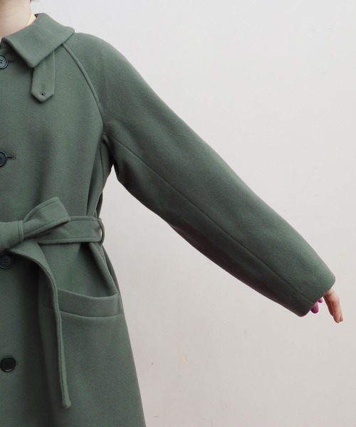 fig Ｌondon（フィグロンドン）の「エアリアルパイル　sten CO（ステンカラーコート・レディース・ブラック/レッド/グリーン・FREE）」の16枚目の写真