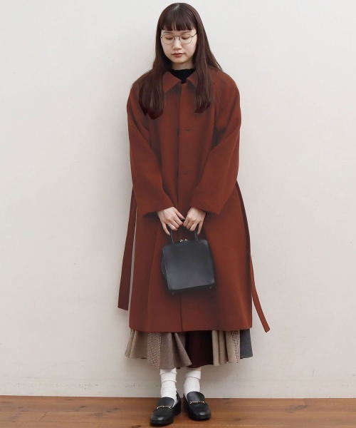 fig Ｌondon（フィグロンドン）の「エアリアルパイル　sten CO（ステンカラーコート・レディース・ブラック/レッド/グリーン・FREE）」の12枚目の写真