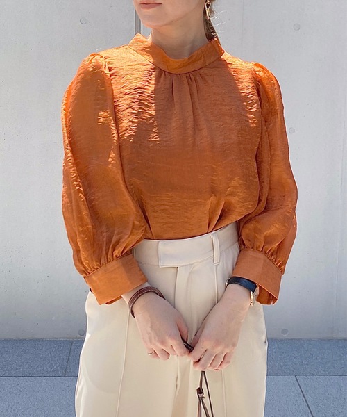 StyleSea(スタイルシー)の「スタンドカラーボリュームスリーブブラウス(シャツ/ブラウス・レディース・ブラック/オリーブ/キャメル・FREE)」の8枚目の写真