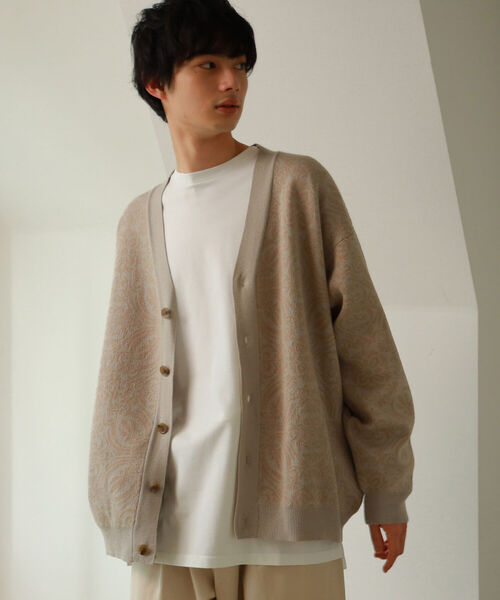BeAMS DOT(ビームスドット)の「【WEB限定】BeAMS DOT / ジャカードニットカーディガン(カーディガン/ボレロ・メンズ・ベージュ/ブラック・MEDIUM/LARGE)」の1枚目の写真