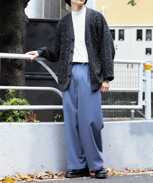 BeAMS DOT(ビームスドット)の「【WEB限定】BeAMS DOT / ジャカードニットカーディガン(カーディガン/ボレロ・メンズ・ベージュ/ブラック・MEDIUM/LARGE)」の4枚目の写真