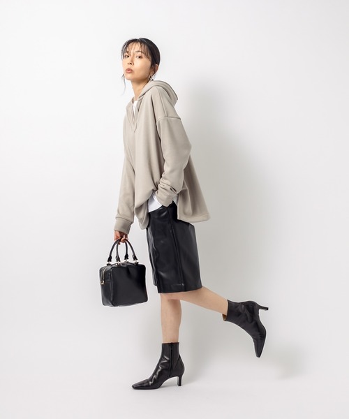 RIVE DROITE（リヴドロワ）の「秋にかけて大活躍する１枚　フェイクレザーハーフパンツ（その他パンツ・レディース・ブラック・FREE）」の12枚目の写真