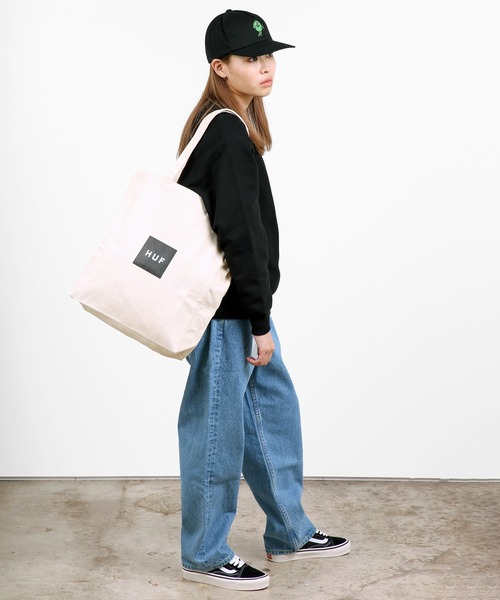 HUF（ハフ）の「CLASSIC FLEECE CREW / HUF クルー トレーナー（スウェット・メンズ・レッド系その他/グリーン系その他/ブラック/ホワイト系その他・X-LARGE/SMALL/MEDIUM/XX-LARGE/LARGE）」の18枚目の写真