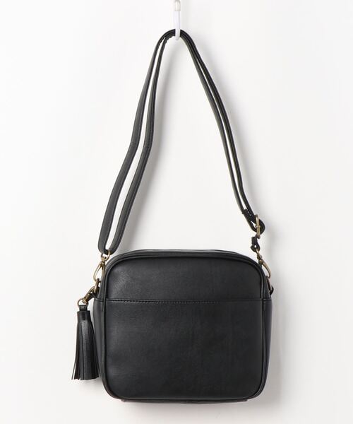 Samansa Mos2（サマンサ モスモス）の「タッセル付ラウンドショルダー（ショルダーバッグ・レディース・ブラック/ブラウン/グリーン・ﾌﾘ-）」の7枚目の写真