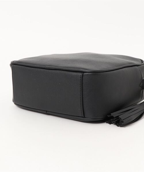 Samansa Mos2（サマンサ モスモス）の「タッセル付ラウンドショルダー（ショルダーバッグ・レディース・ブラック/ブラウン/グリーン・ﾌﾘ-）」の6枚目の写真