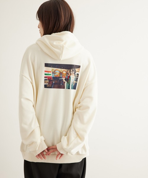 JUNRED（ジュンレッド）の「HIS×JUNRed feat.msy. プルパーカー（パーカー・メンズ・ブルー/ホワイト/チャコールグレー・LL/M/L）」の2枚目の写真