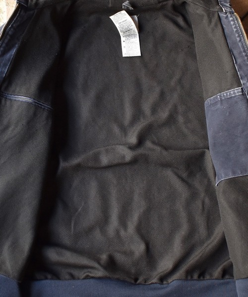 Carhartt（カーハート）の「【ヴィンテージ古着】Carhartt/カーハート アクティブパーカー（ブルゾン・メンズ・ネイビー・MEDIUM）」の4枚目の写真