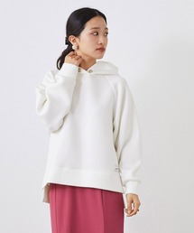 NICOLE white | ダンボールフードプルオーバー(パーカー)