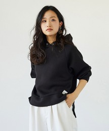 NICOLE white | ダンボールフードプルオーバー(パーカー)