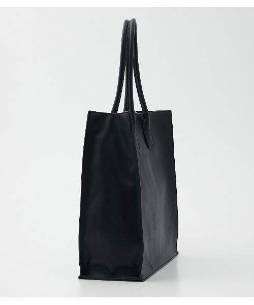 AZUL by moussy（アズールバイマウジー）の「AZUL EMBOSS TOTE BAG/AZULエンボストートバッグ（トートバッグ・メンズ・ブラック・FREE）」の3枚目の写真