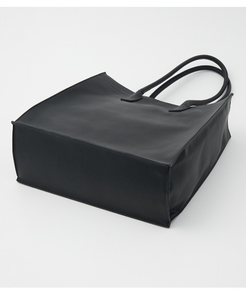 AZUL by moussy（アズールバイマウジー）の「AZUL EMBOSS TOTE BAG/AZULエンボストートバッグ（トートバッグ・メンズ・ブラック・FREE）」の5枚目の写真