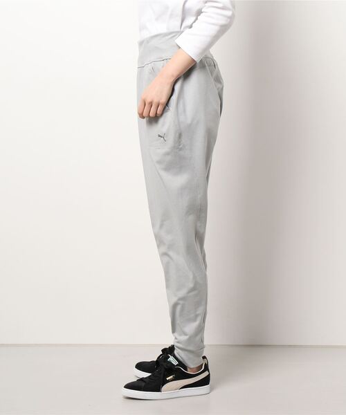 PUMA（プーマ）の「PUMA プーマ ウィメンズ ヨガ スタジオ FOUNDATION ジョガー（その他パンツ・レディース・ライトグレー/ブラック・MEDIUM/X-LARGE/LARGE/SMALL）」の4枚目の写真