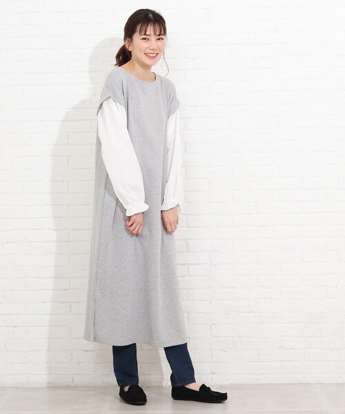 SHOO・LA・RUE(シューラルー)の「◆袖ボリューム切り替えワンピース(ワンピース・レディース・ベージュ系その他2/ブラック系4/グレー系4・02/03/04)」の11枚目の写真