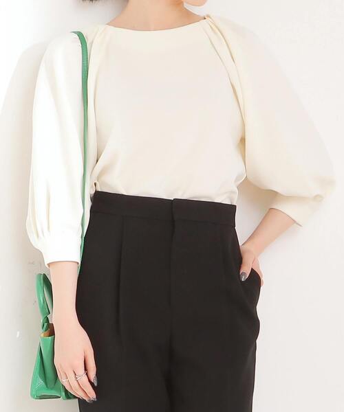 Tiara（ティアラ）の「ボリュームスリーブブラウス（シャツ/ブラウス・レディース・ネイビー/ブラック/アイボリー・FREE）」の6枚目の写真