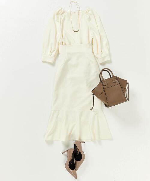 Tiara（ティアラ）の「ボリュームスリーブブラウス（シャツ/ブラウス・レディース・ネイビー/ブラック/アイボリー・FREE）」の7枚目の写真