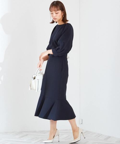 Tiara（ティアラ）の「ボリュームスリーブブラウス（シャツ/ブラウス・レディース・ネイビー/ブラック/アイボリー・FREE）」の9枚目の写真