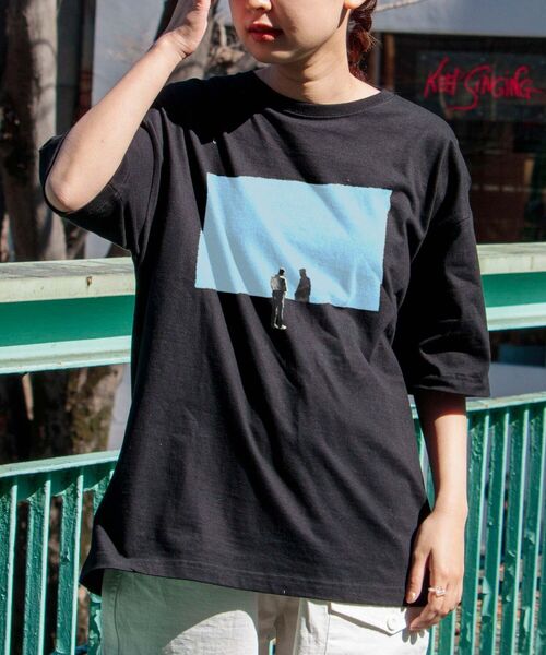 GLOSTER（グロスター）の「【RICHARD VERGEZ/リチャード・ヴェルゲス】コラージュアートTシャツ（Tシャツ/カットソー・メンズ・ホワイト系その他/ホワイト系その他2/ホワイト系その他3/ホワイト系その他4/ブラック系その他/ブラック系その他4/ブラック系その他2/ブラック系その他3・MEDIUM/LARGE）」の18枚目の写真