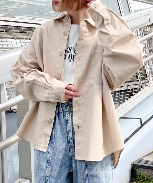 PairPair(ペアペア)の「刺繍入りBIGシャツ(ユニセックス)(シャツ/ブラウス・レディース・サックスブルー/ライトベージュ・フリー)」の5枚目の写真