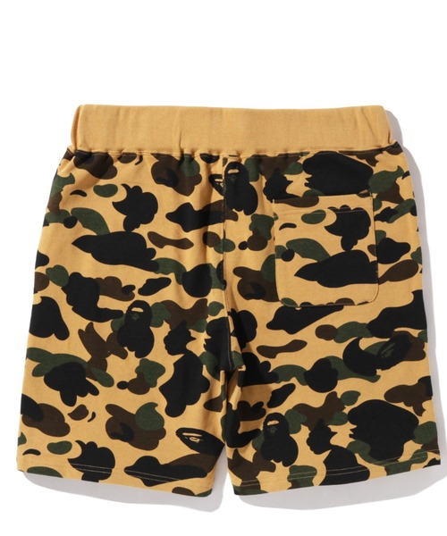 A BATHING APE（アベイシングエイプ）の「1ST CAMO SWEAT SHORTS