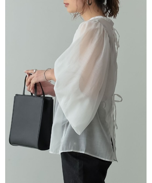 Re:EDIT（リエディ）の「前後2WAYボリュームスリーブシアーブラウス（シャツ/ブラウス・レディース・ブラック/オフホワイト/ピンク/イエロー/グリーン/ブルー・MEDIUM/LARGE）」の11枚目の写真