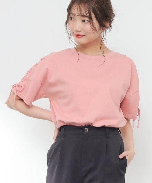 Honeys（ハニーズ）の「袖レースアップＴシャツ（Tシャツ/カットソー・レディース・ブラック/ホワイト×ブラック/ライム/ピンク/ホワイト・L/M/S）」の7枚目の写真