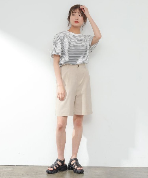 Honeys（ハニーズ）の「袖レースアップＴシャツ（Tシャツ/カットソー・レディース・ブラック/ホワイト×ブラック/ライム/ピンク/ホワイト・L/M/S）」の13枚目の写真