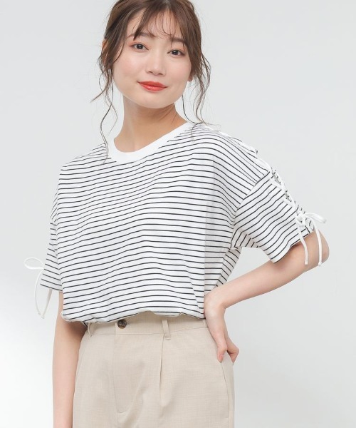 Honeys（ハニーズ）の「袖レースアップＴシャツ（Tシャツ/カットソー・レディース・ブラック/ホワイト×ブラック/ライム/ピンク/ホワイト・L/M/S）」の9枚目の写真