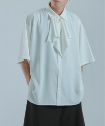 ラッフルタイシャツ