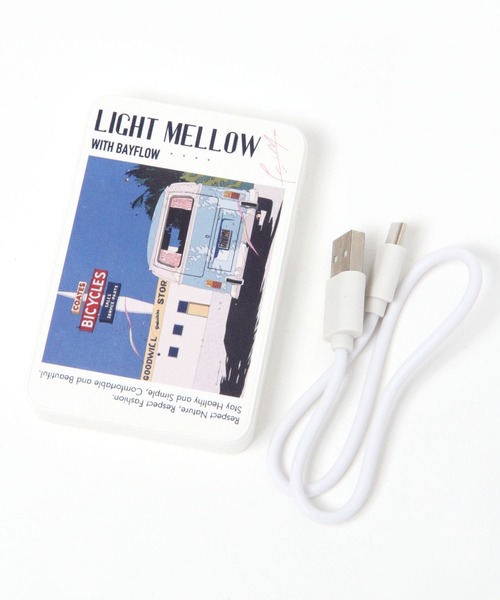 BAYFLOW（ベイフロー）の「【EIZIN SUZUKI×BAYFLOW】モバイルバッテリー（スマホグッズ・レディース・ブラック/ホワイト・0）」の3枚目の写真