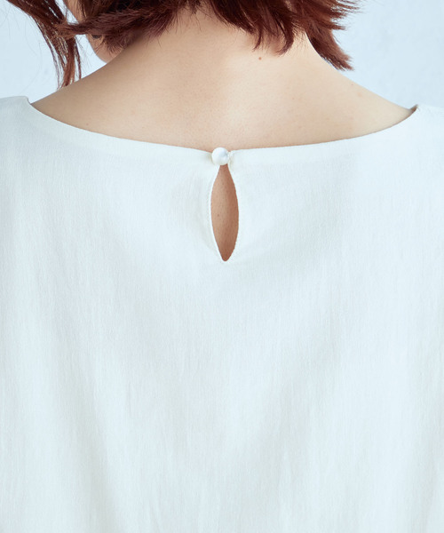 Petit Honfleur(プチオンフルール)の「レーススリーブブラウス(Tシャツ/カットソー・レディース・アイボリー/ブラック・13号/11号/9号)」の7枚目の写真