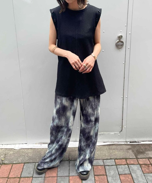 byYOUANCE(バイユアンス)の「マルチWAYカーディガンSETタンクトップ(タンクトップ・レディース・ホワイト/ブラック・FREE)」の15枚目の写真