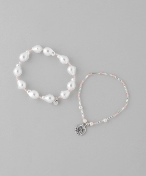 ANEMONE（アネモネ）の「コインチャーム×カラービーズブレスレット[2本セット]（ブレスレット・レディース・ブルー/グリーン/ピンク・FREE）」の4枚目の写真