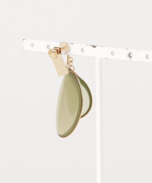 The Rule(ザルール)の「The Rule ザルール:片耳用 Amaranth earring size:M 花びら イヤリングM(イヤリング・レディース・ベージュ/パープル/グレー/レッド/ブルー/グリーン/クリア/グレイッシュベージュ・FREE)」の18枚目の写真