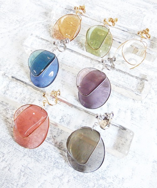 The Rule(ザルール)の「The Rule ザルール:片耳用 Amaranth earring size:M 花びら イヤリングM(イヤリング・レディース・ベージュ/パープル/グレー/レッド/ブルー/グリーン/クリア/グレイッシュベージュ・FREE)」の9枚目の写真