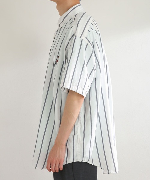 SENSE OF PLACE by URBAN RESEARCH（センスオブプレイスバイアーバンリサーチ）の「『別注』TeddyBear×SENSE OF PLACE　ストライプシャツ A（シャツ/ブラウス・メンズ・ホワイト/ブルー・MEDIUM/LARGE）」の19枚目の写真