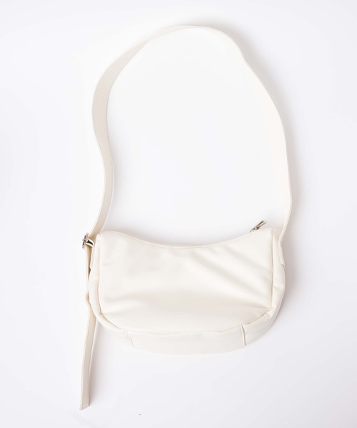 WEGO（ウィゴー）の「WEGO/ハーフムーンショルダーバッグ（ショルダーバッグ・レディース・ブルー/グリーン/ホワイト/ブラック・FREE）」の16枚目の写真