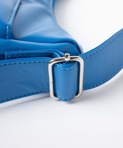 WEGO（ウィゴー）の「WEGO/ハーフムーンショルダーバッグ（ショルダーバッグ・レディース・ブルー/グリーン/ホワイト/ブラック・FREE）」の21枚目の写真