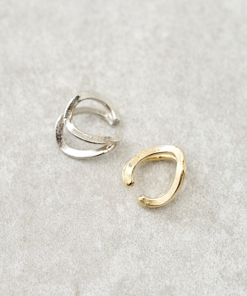 BEARDSLEY(ビアズリー)の「ダブルラインイヤーカフ(イヤーカフ・レディース・シルバー/ゴールド・FREE)」の6枚目の写真