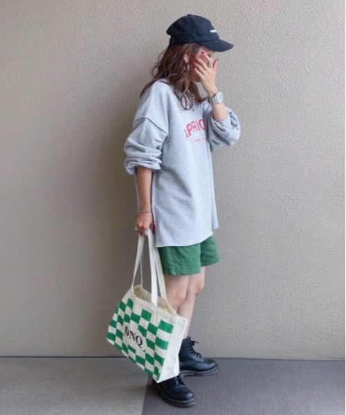 feepur by saya（フェピュールバイサヤ）の「カレッジロゴスウェット（スウェット・レディース・ネイビー/ブラウン/ピンク/オートミール/杢グレー/グリーン/イエロー/クリーム・MEDIUM）」の16枚目の写真