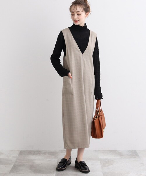 Cutie Blonde(キューティーブロンド)の「◆シアーハイネックトップス(Tシャツ/カットソー・レディース・ホワイト系/ブラック・01/02/03)」の12枚目の写真