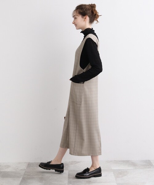 Cutie Blonde(キューティーブロンド)の「◆シアーハイネックトップス(Tシャツ/カットソー・レディース・ホワイト系/ブラック・01/02/03)」の13枚目の写真