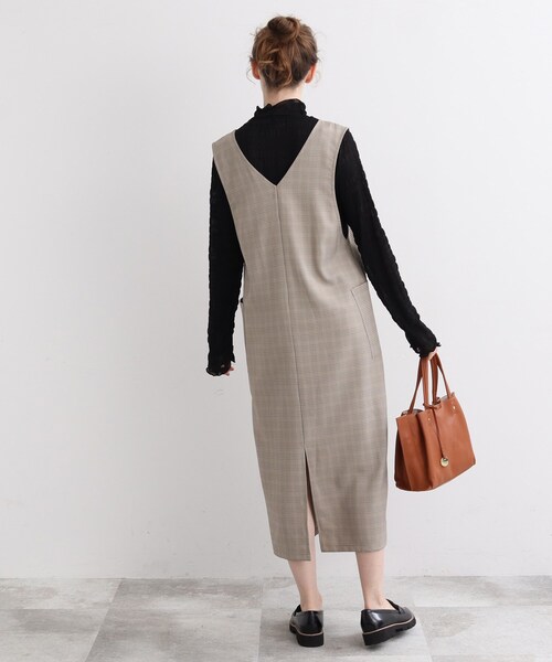 Cutie Blonde(キューティーブロンド)の「◆シアーハイネックトップス(Tシャツ/カットソー・レディース・ホワイト系/ブラック・01/02/03)」の14枚目の写真