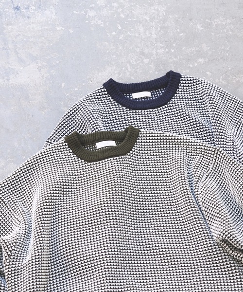 flaner（フラネ）の「Loose bi-color waffle knit/ルーズバイカラーワッフルニット（ニット/セーター・レディース・カーキ/ネイビー・MEDIUM/LARGE）」の19枚目の写真